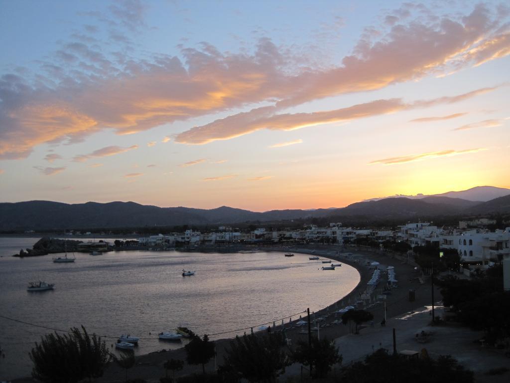 Next To Haraki Beach , Taverns Bars & 10 To Lindos Exterior photo